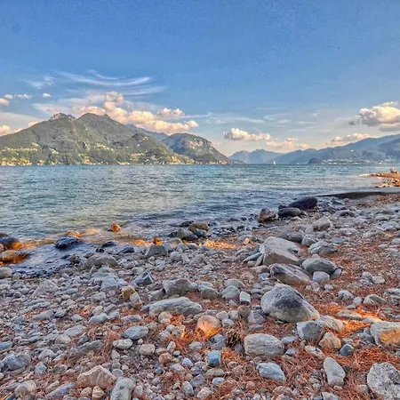 Apartment Mit Seeblick, Strandnaehe Und Tiefgaragen Stellplatz Acquaseria