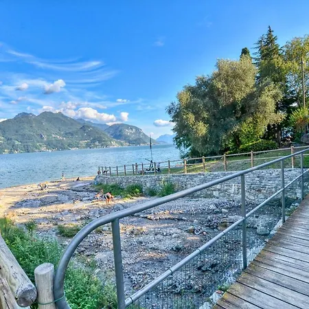 Mit Seeblick, Strandnaehe Und Tiefgaragen Stellplatz Apartment *